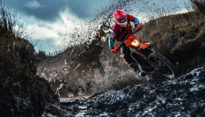 开云体育在线-毕尔巴鄂完胜卡塔尔，卡马文加如何用中场魔法改写比赛剧本