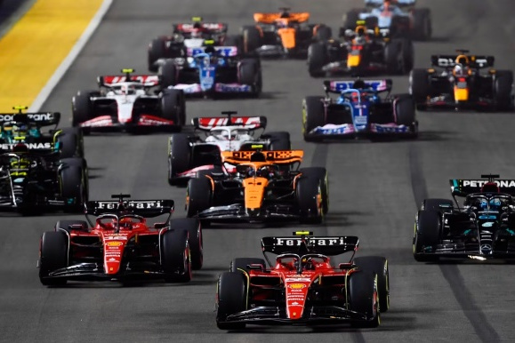 威廉姆斯险胜哈斯车队,汉密尔顿惊艳四座 威廉姆斯险胜哈斯车队,汉密尔顿惊艳四座